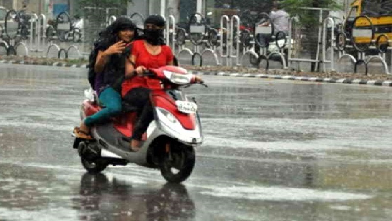 raining in Lucknow