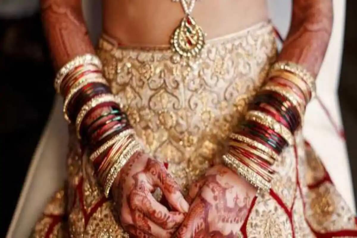 Bride unconscious due to cold on Jaimal, then after 3 hours wedding rituals complete