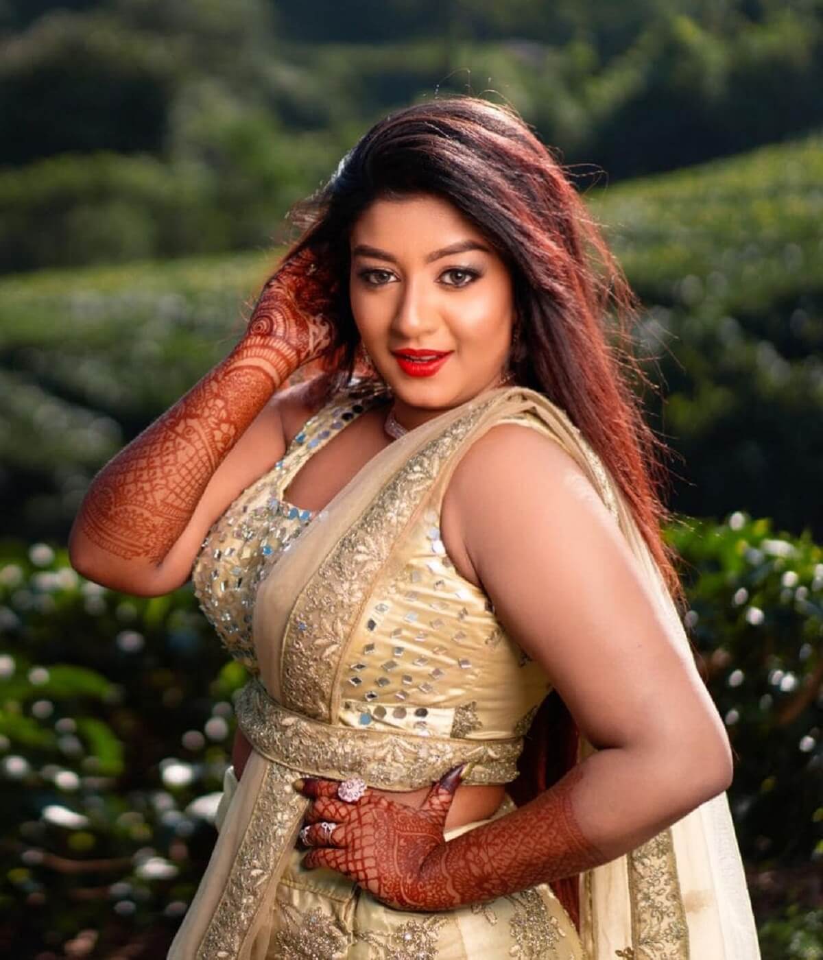 Sizzling avatar of Tamil actress Rema Ashok cast shadow on social media