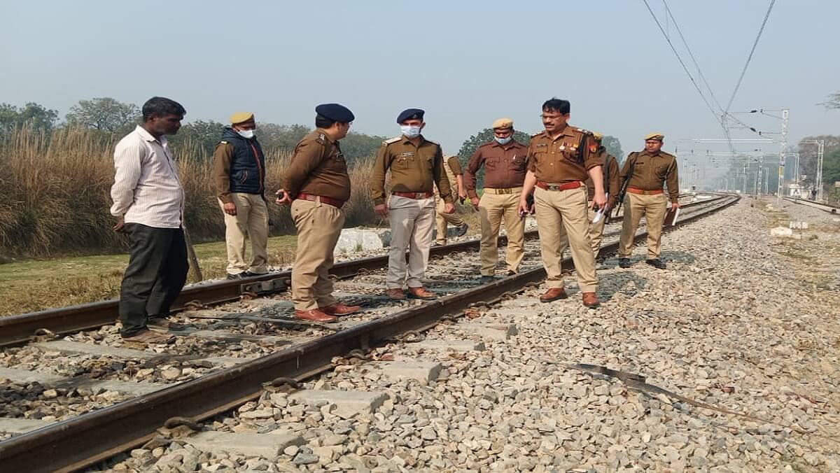 Deadbody of nephew of former minister Gayatri Prasad Prajapati found in two parts on railway track