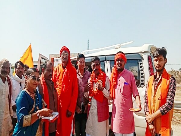 President of Vishwa Hindu Parishad welcomed in shout of Banda