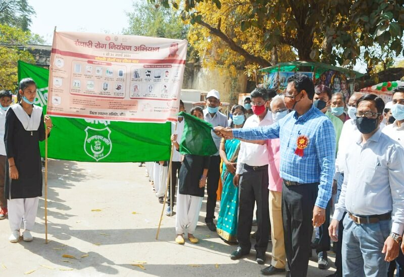 DM shows communicable disease awareness rally in Banda