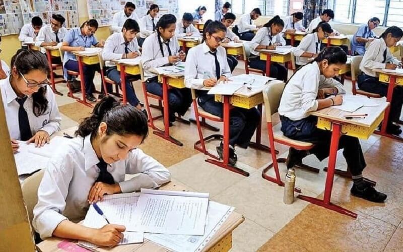 Big news: CBSE 10th exam canceled due to corona infection