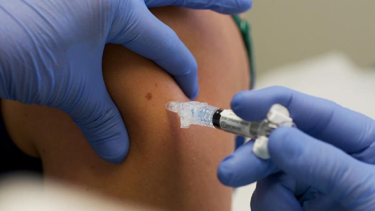 UP Corona News : in phone call Busy ANM vaccineted woman twice in kanpur dehat