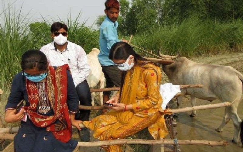 When Badaun District Magistrate Deepa Ranjan reached flood affected village sitting on a bullock cart