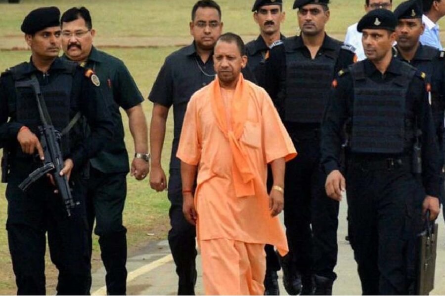 Special news : CM Yogi suddenly leaves for two days Delhi tour, will meet Home Minister Shah today and PM Modi tomorrow