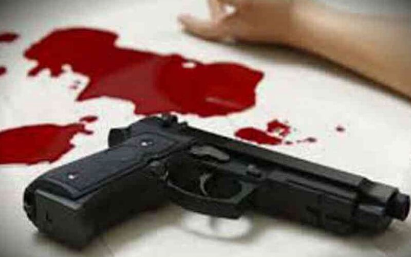 Daughter kills herself by shooting herself with father's revolver in Chitrakoot