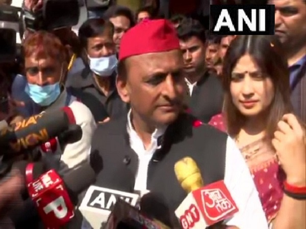 UP Election 2022 : 8.15% voting till 9 pm in the third phase today, Akhilesh Yadav-Swatantra Dev Singh casts votes