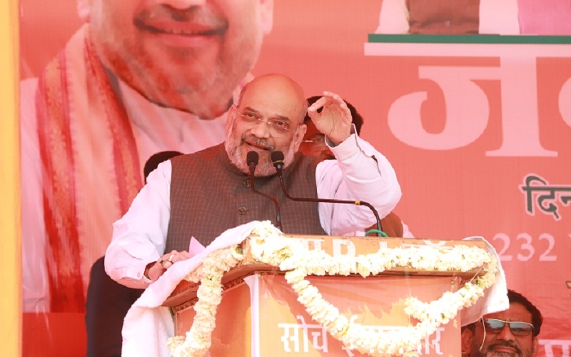UP Elections 2022 : Amit Shah said in Banda, SP-BSP's clear in first and second phase