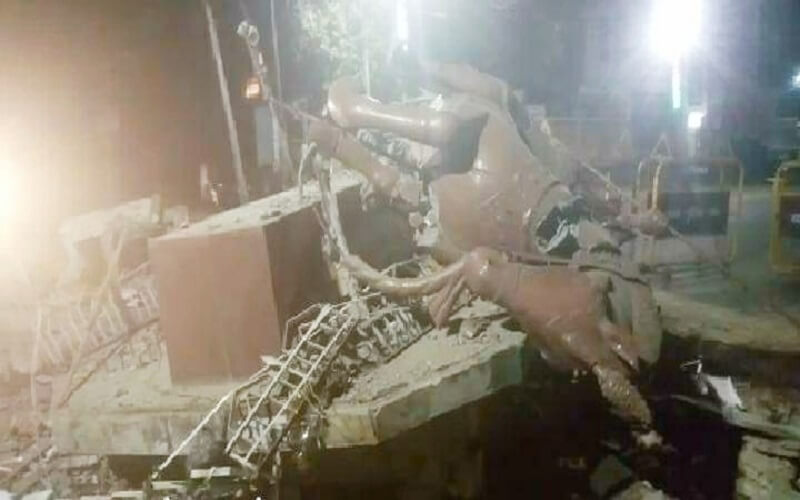 Maharana Pratap intersection collapsed in Banda, accident due to truck collision