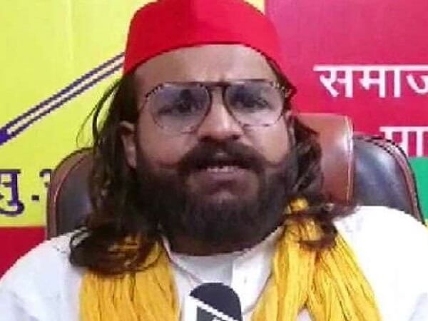UP Elections 2022 : Election Commission's baton on Mukhtar Ansari's son Abbas, threatened officials