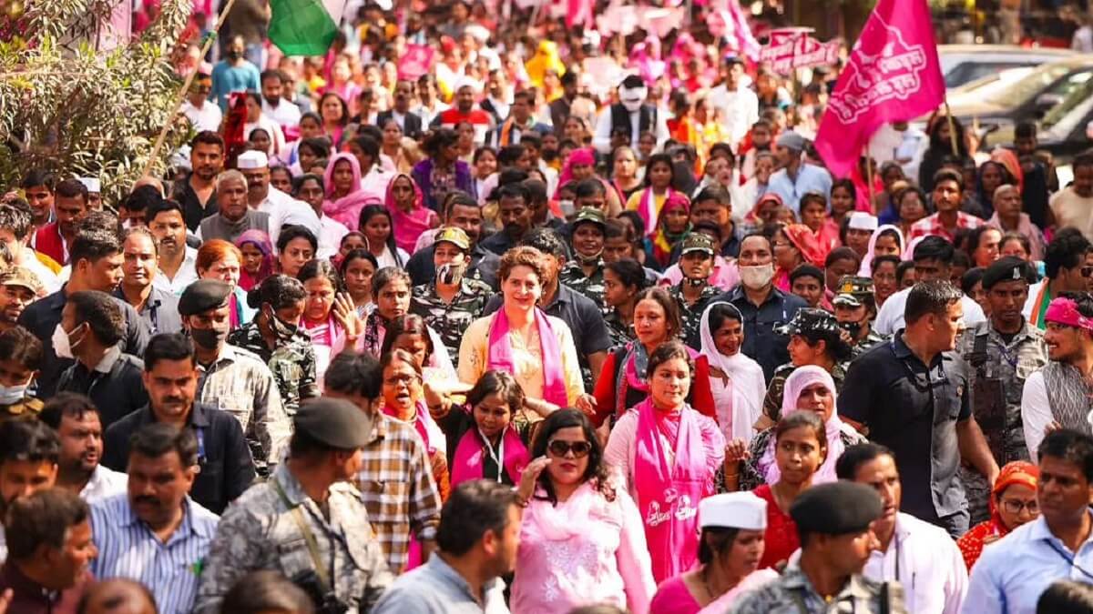 huge influx of women gathered with Priyanka in Congress's Women's March in Lucknow 