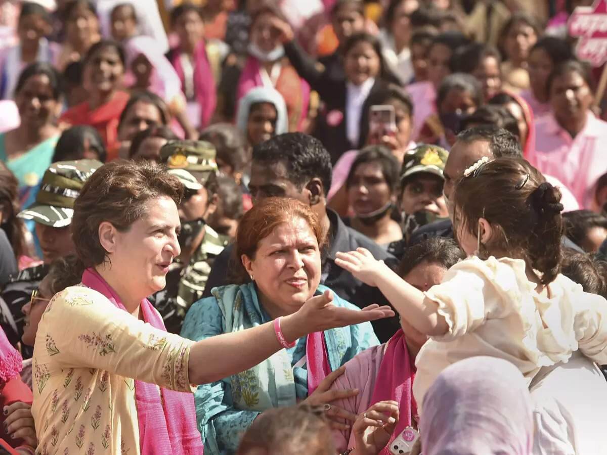 huge influx of women gathered with Priyanka in Congress's Women's March in Lucknow 