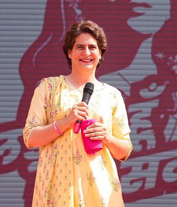 huge influx of women gathered with Priyanka in Congress's Women's March in Lucknow 