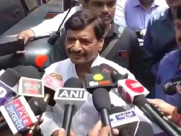 Shivpal's big attack on Mulayam for first time, said-Azam brother would have been out of jail if only leader had wanted
