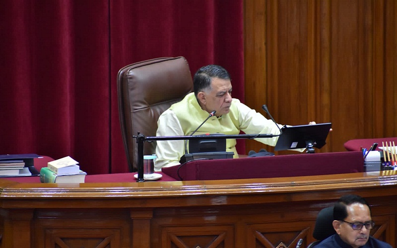 Assembly Speaker confiscated mobile phones of MLAs