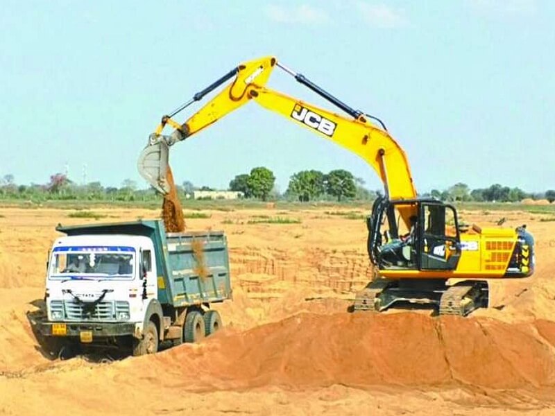 Illegal mining on 'Marauli mine' booming due to dominance of SP leader in Banda with four MLAs