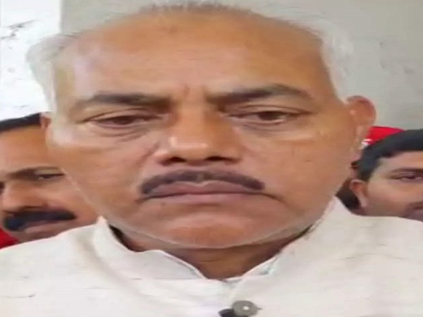 Case against SP MLC Lal Bihari Yadav in Kanpur, indecent religious remarks became suffocation