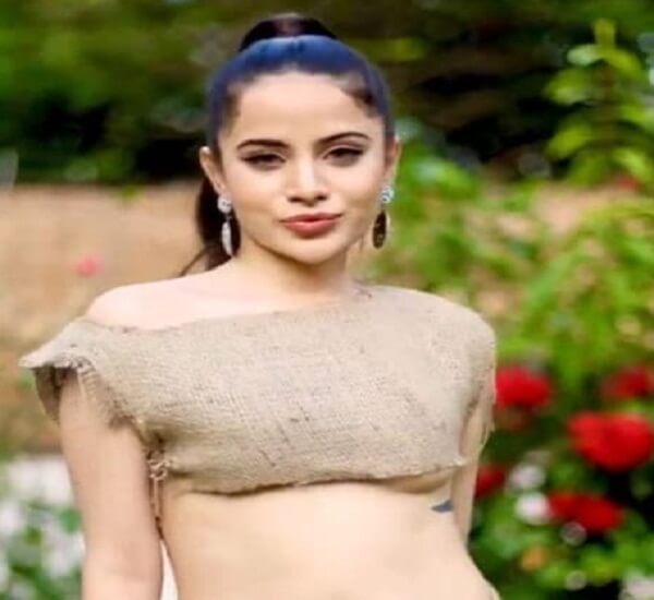 UFfi Javed made a stylish sack dress in 10 minutes, glamor in mini skirt, Video