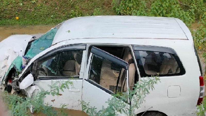 Update : These 6 people died in Banda accident, 7 are battling death