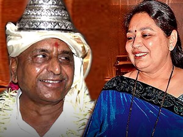 Mulayam Singh Yadav's second wife Sadhna Gupta dies in Medanta