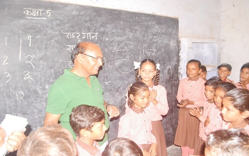 Newbies chirped in Banda DM's school, big step on education system
