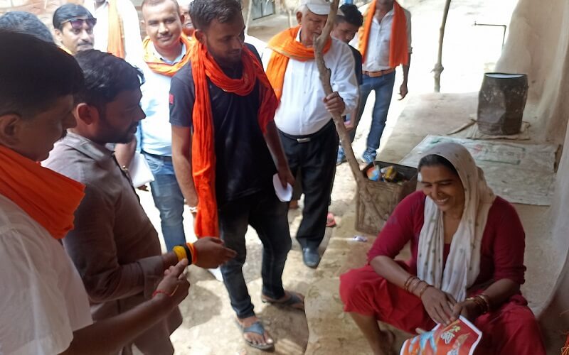 Banda zip by-election : Former DIG sought votes for wife, said-will draw big streak of development
