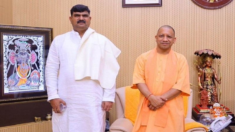 UP BJP : New party general secretary Dharampal Singh meets CM Yogi in Lucknow
