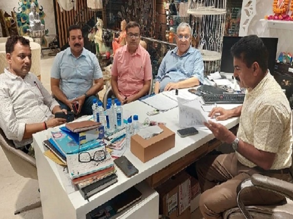 Kanpur News : GST raid on Delhi handloom, 21 lakh fine