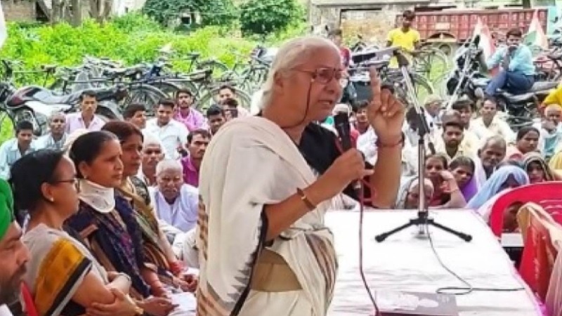 Medha Patkar reached Sitapur, said government is promoting  capitalists