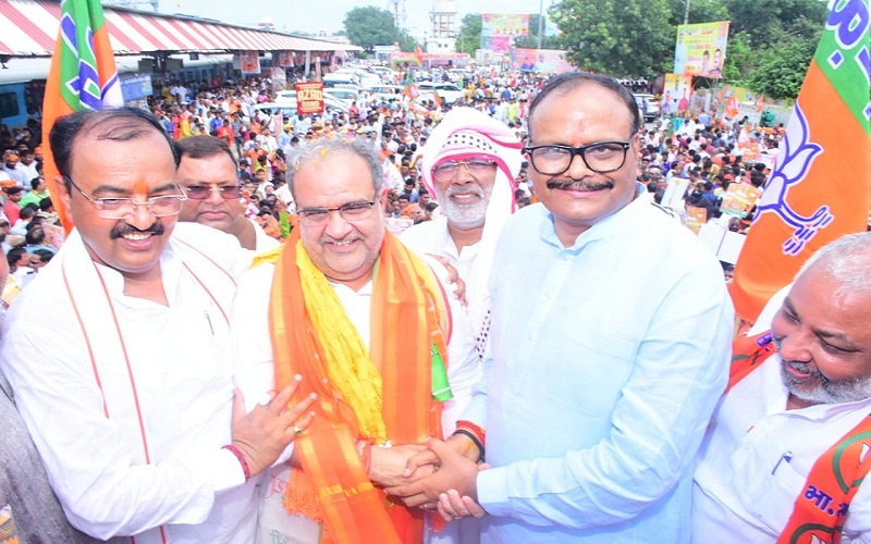 BJP state president Bhupendra Chaudhary warm welcome in Lucknow, capital turned saffron