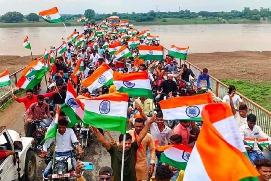 Bike tricolor journey out in Jaspura, Banda