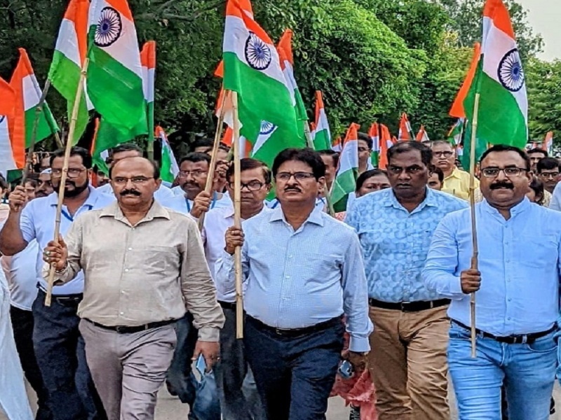 In Banda, officials took out a silent pad march with tricolor in hand