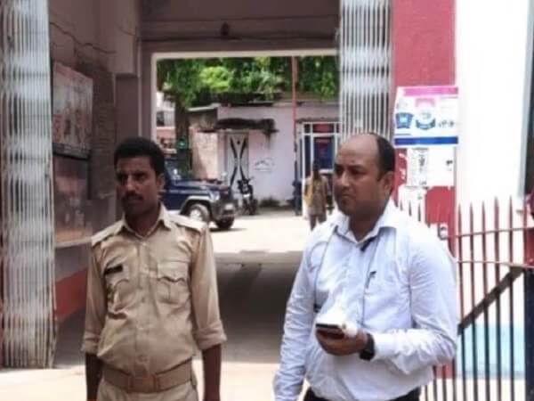 Major incident in Banda, fatal attack on Divisional Project Manager, finger slit and strangulated