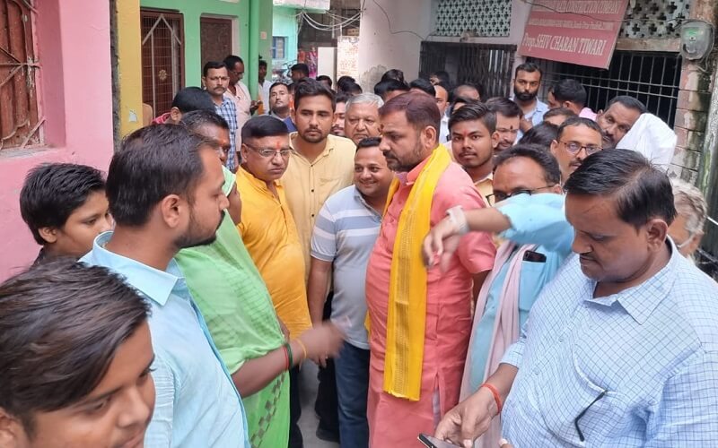 Banda Sadar MLA inaugurated two RCC roads
