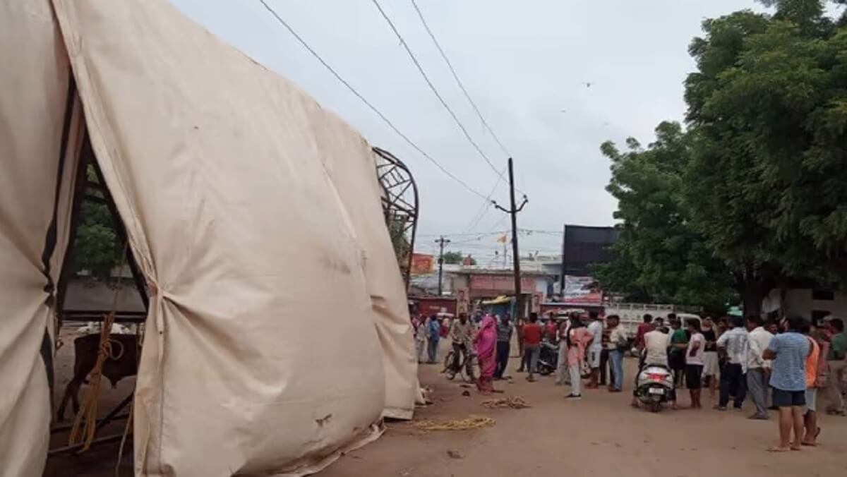 Two died due to current in Banda, there was uproar in families