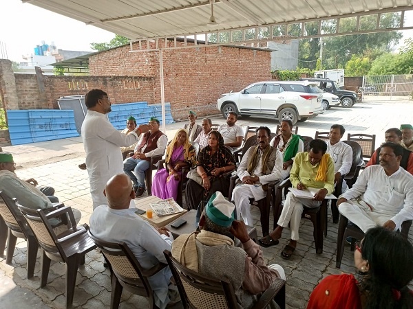 Indian Haldhar Kisan Union meeting in Banda 