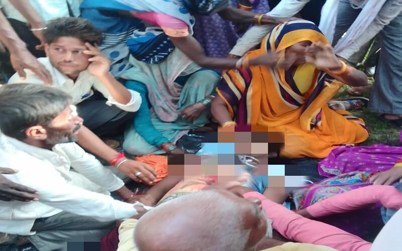 Breaking : In Banda body of young man who got angry with his mother was found hanging, there was uproar in family