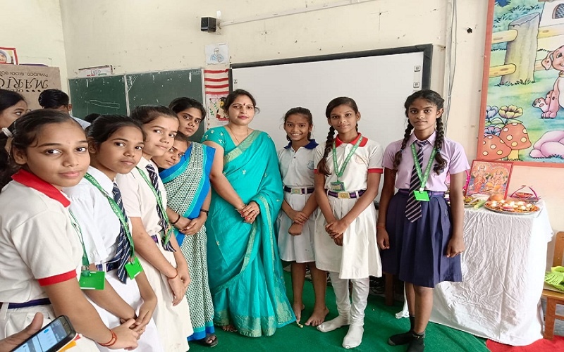 Bhagwat Prasad Memorial Academy and EuroKids School in Banda celebrate Diwali festival