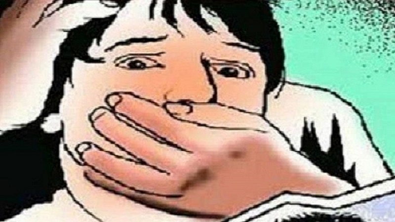 Amroha News : Attempt to kidnap a student of convent school, miscreant ran away after making noise