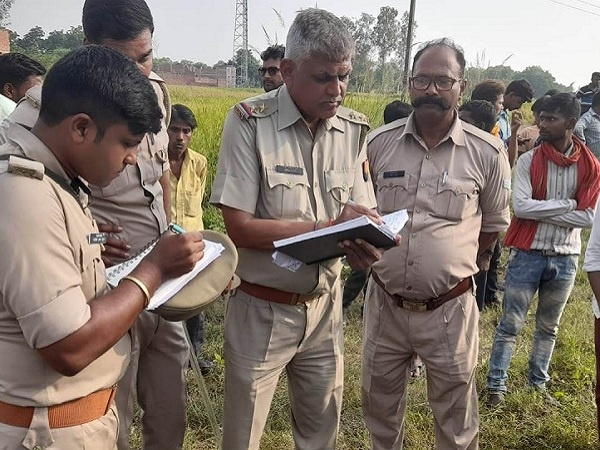 UP : Major accident in Sultanpur, 5 girls drowned 4 bodies found