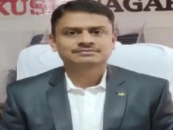 Lucknow : DM changed in 6 districts including Varanasi-Banda in UP