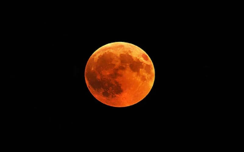 Chandra Grahan 2022 : Lunar eclipse will also be visible in UP today, at what time - read full news