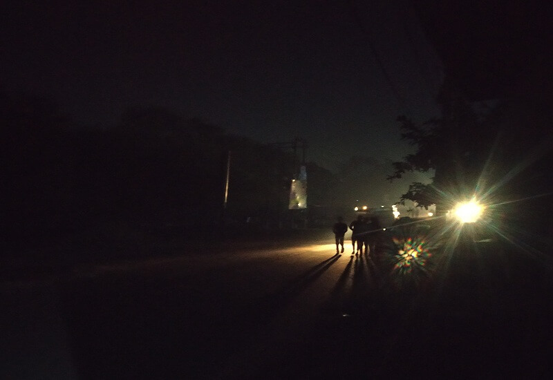Banda : posh area DM Colony Road in dark, arrangements in administrator's municipality