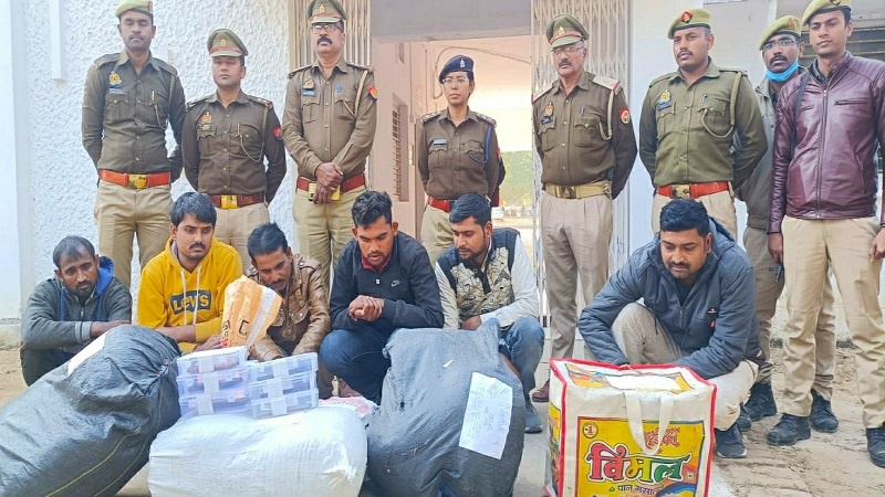 Banda's 6 vicious smugglers arrested with 13 lakh ganja