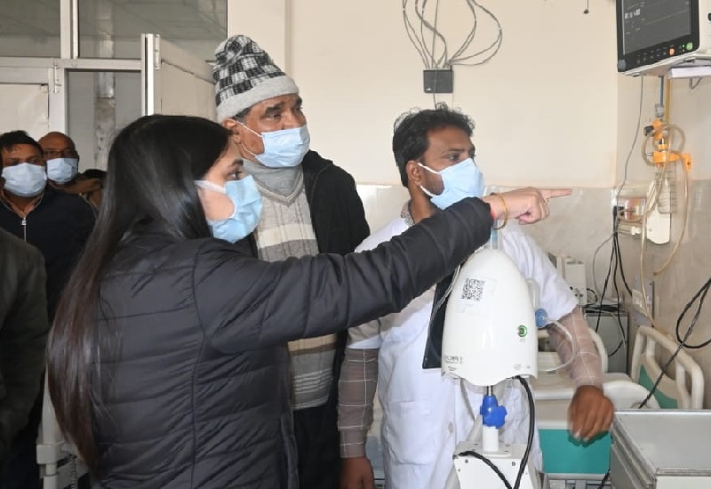 Covid 19 : Banda DM did the reality of oxygen plant and preparations, these instructions