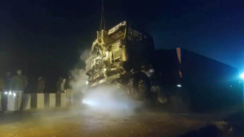 heart-wrenching incident in Banda, a scooty-riding woman was dragged by truck for several kilometers truck burnt to death